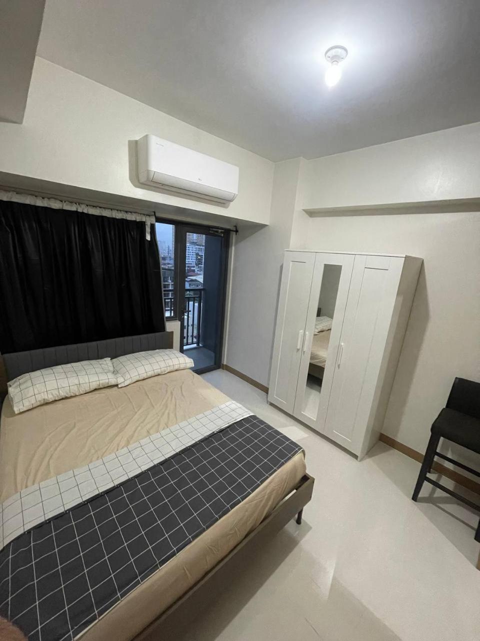 Red Residences Chino Roces Makati Makati City Bagian luar foto